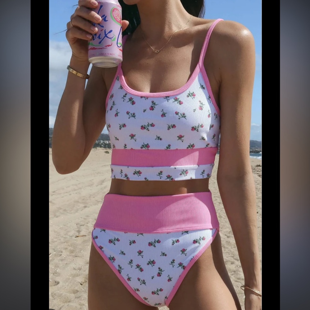 {Beach Riot} Brand New Peony Blossom Bikini SET